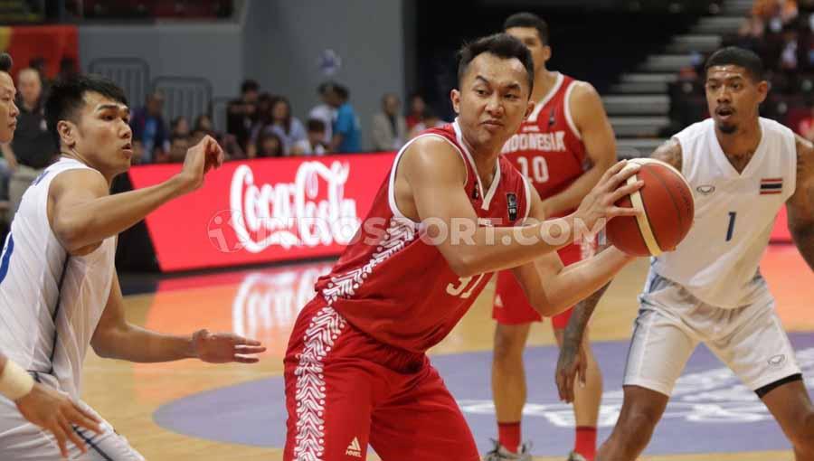 Kevin Yonas menyebut Timnas Basket Indonesia perlu sosok pemain naturalisasi berbadan besar bila ingin bersaing. - INDOSPORT