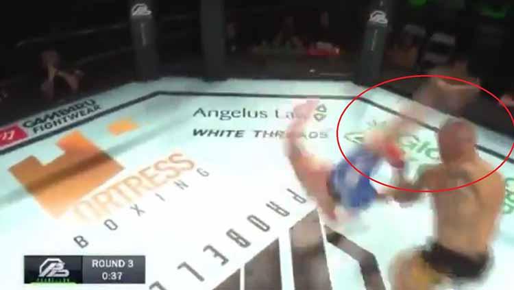 Petarung Mixed Martial Arts (MMA) berusia 30 tahun, Davy Gallon berhasil mengalahkan lawannya, Ross Pearson dengan menggunakan ‘jurus ninja’. - INDOSPORT