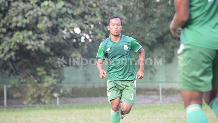 Pasca berakhirnya kompetisi Liga 2 musim 2019, belasan pemain PSMS Medan yang tinggal di Medan dan sekitarnya tetap menjalani rutinitas latihan mereka, termasuk Syaiful Ramadhan.