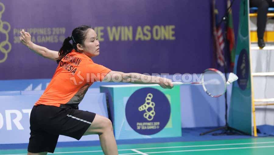 Tunggal Putri Indonesia Ruselli Hartawan harus takluk 3 set dari Selvaduray Kisona asal Malaysia di final SEA Games 2019, Senin (09/12/19).
