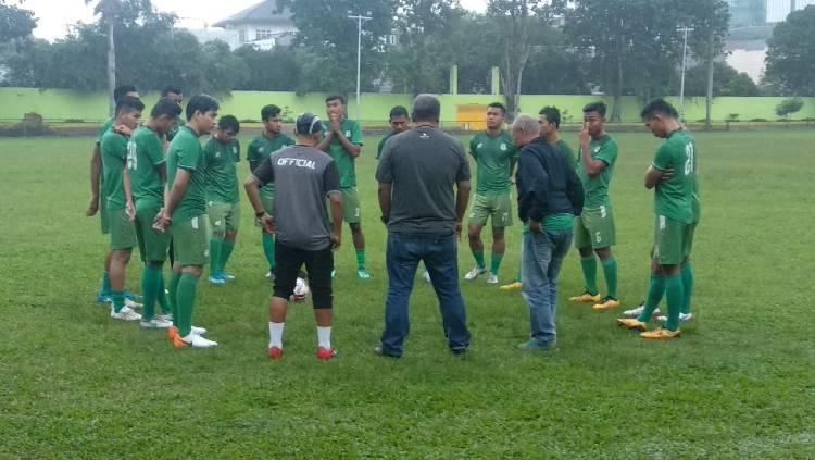 Skuat PSMS Medan breafing sebelum latihan, Senin (9/12/2019) sore. Copyright: ISTIMEWA