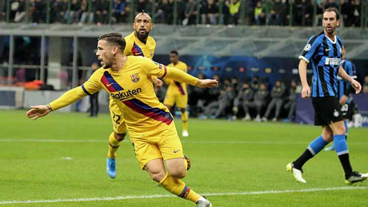 Striker muda Barcelona, Carles Perez berhasil buka keunggulan timnya atas Inter Milan dalam pertandingan Liga Champions Grup F 2019-2020 Copyright: NurPhoto/GettyImages