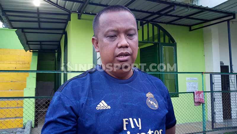 Manajer PSMS Medan, Mulyadi Simatupang, memberikan keterangan pers menjelang laga Liga 2 2019.