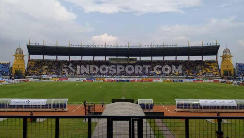 Kondisi Stadion Si Jalak Harupat, Kabupaten Bandung, Minggu (22/12/2019) menjelang laga kandang Persib menghadapi PSM. Copyright: Arif Rahman/INDOSPORT