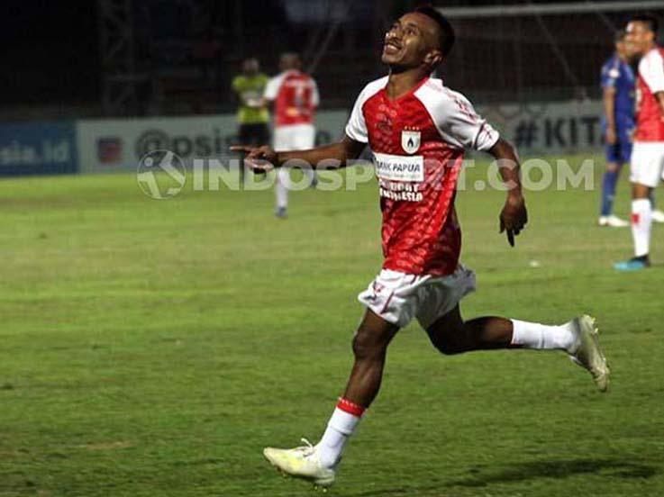 Selebrasi pemain muda klub Liga 1, Persipura Jayapura, Todd Ferre Copyright: Ronald Seger Prabowo/INDOSPORT