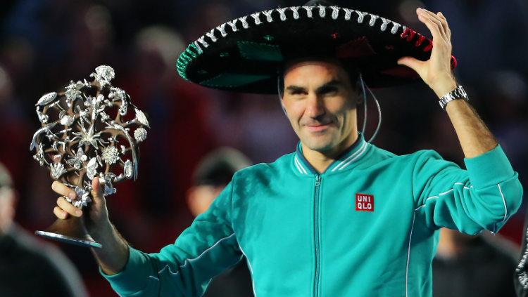 Roger Federer juga kerap mengenakan pakaian berwarna pastel cerah seperti di event tenis di Mexico ini.