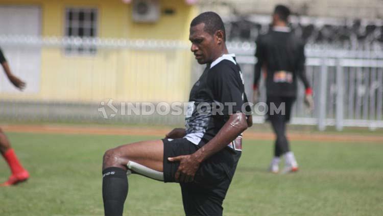 Pemain Persipura Jayapura, Yustinus Pae.