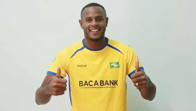 Pemain asal Brasil Joel Vinicius tengah melakukan seleksi di klub Liga 1, Persib Bandung. - INDOSPORT