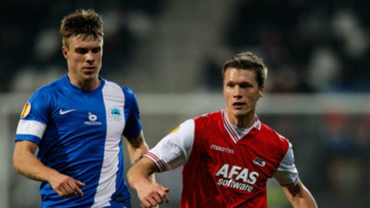 Striker asing Persita Tangerang, Yevhen Budnik (jersey biru) mengutarakan satu permintaan jelang berlangsungnya Liga 1 2020.