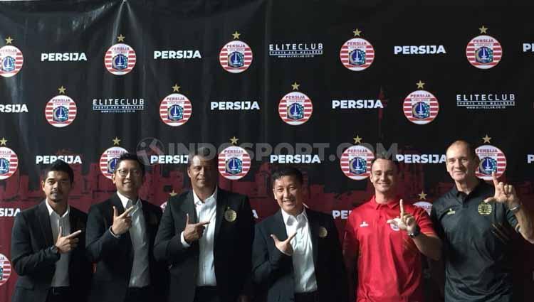 Persija Jakarta menambah satu tenaga baru di sektor asisten pelatih untuk membantu kerja Sergio Farias, yaitu Oswaldo Lessa dari Persipura jelang Liga 1 2020. - INDOSPORT