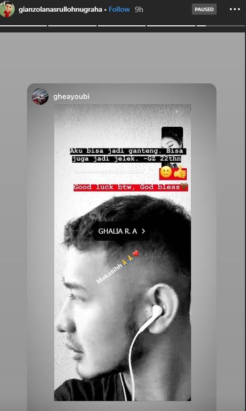 Screenshot percakapan mesra Gian Zola dan Ghea Youbi saat video call. Copyright: Instagram Gian Zola
