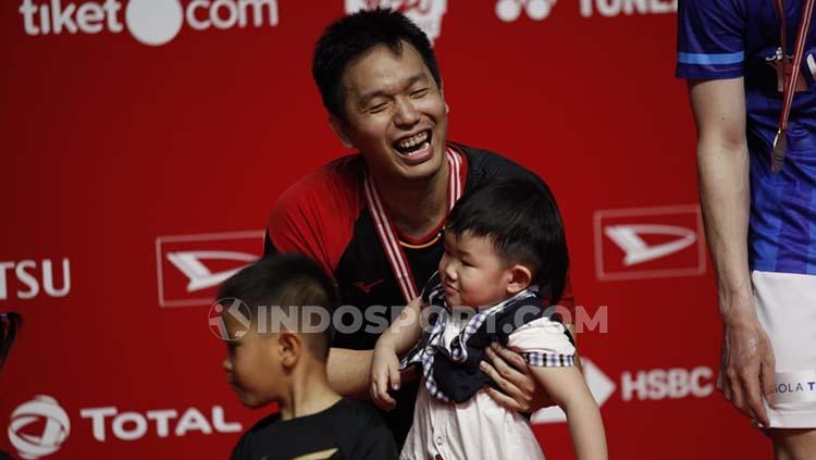 Pebulutangkis ganda campuran Inggris, Gabrielle Marie Adcock mengaku terkesima dengan salah satu pemain ganda putra Indonesia, Hendra Setiawan.