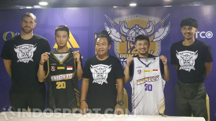 Tim BBM CLS Knights sebelum ikut Thailand Basketball Super League (TBSL) 2020. - INDOSPORT