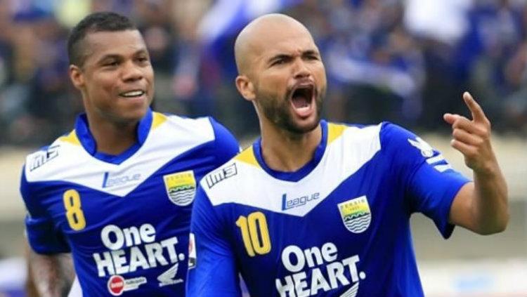 Hilton Moreira dan Sergio van Dijk saat berseragam klub Liga 1, Persib Bandung. - INDOSPORT