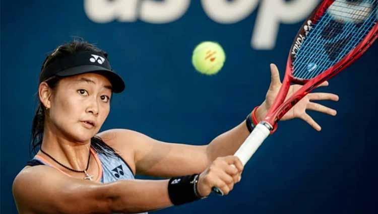 Pengurus Pusat Persatuan Tenis Lapangan Indonesia (PP Pelti) memberikan bonus sebesar Rp150 juta atas keberhasilan Priska Madelyn Nugroho menjuarai tenis junior Grand Slam Australia Terbuka 2020. - INDOSPORT