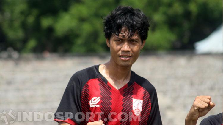 Persis Solo resmi mendapatkan striker jangkung, Rishadi Fauzi - INDOSPORT