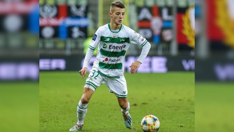 Bocah 15 tahun, Kacper Urbanski bisa jadi ancaman besar untuk masa depan Egy Maulana Vikri di Lechia Gdansk. Copyright: http://lechia.pl