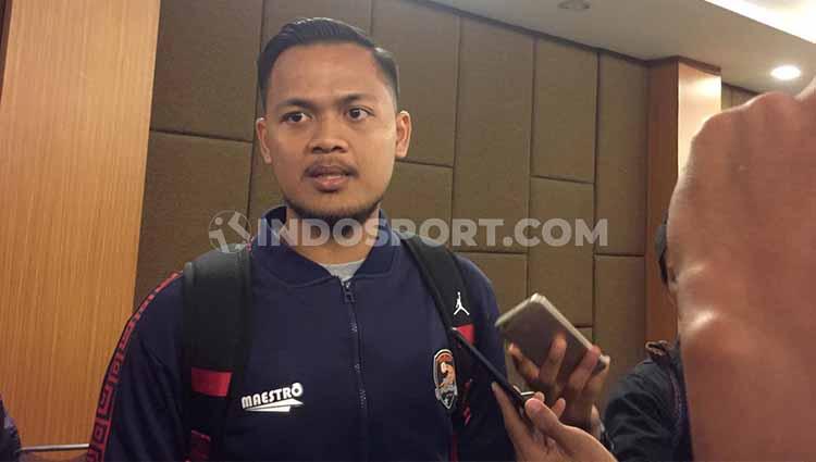 Pelatih kiper MAS Young Rior, Muhammad Gilang Fajari, menjadi tuan rumah pekan keempat yang digelar di GOR Sudiang, Makassar, 1-2 Februari. - INDOSPORT