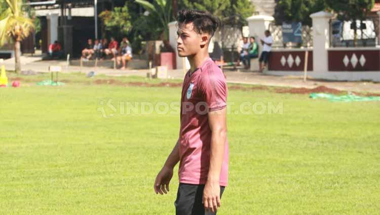 Alfeandra Dewangga kembali berlatih bersama PSIS usai mengikuti TC Timnas U-19 di Thailand. Copyright: Alvin Syaptia Pratama/INDOSPORT