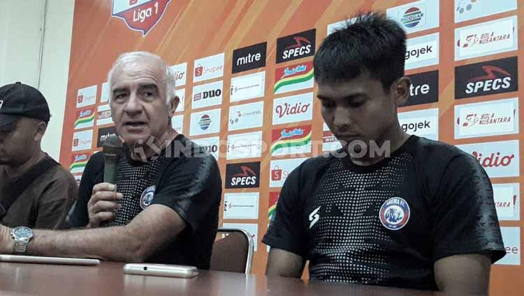 Virus Corona di mata legiun asing Liga Indonesia, Alex Goncalves dan Mario Gomez.