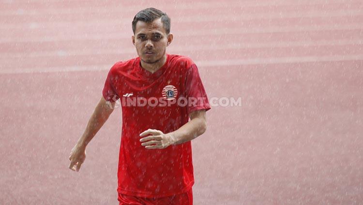 Rezaldi Hehanusa dalam acara pengenalan tim Persija Jakarta jelang Liga 1 2020 di hadapan para sponsor.