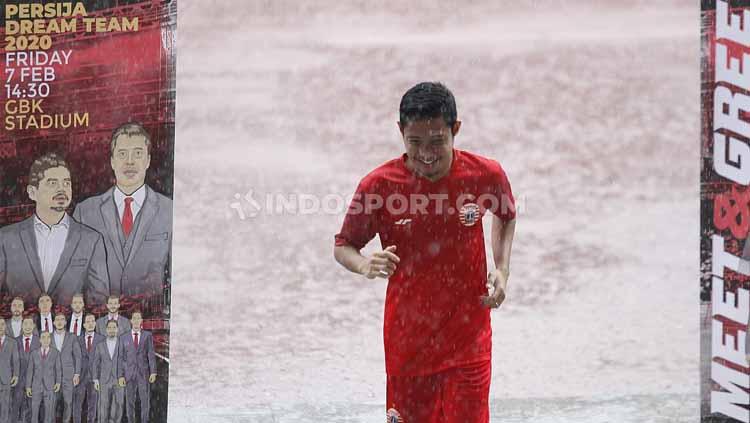 Evan Dimas dalam acara pengenalan tim Persija Jakarta jelang Liga 1 2020 di hadapan para sponsor.