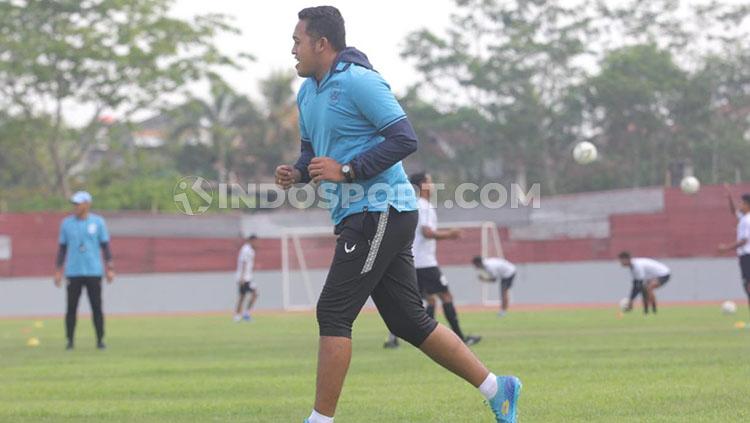 Achmad Resal, asisten pelatih PSIS Semarang. - INDOSPORT