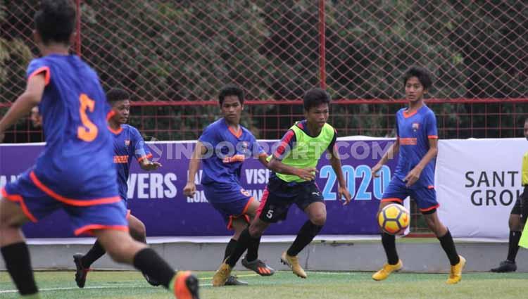 Tranmere Rovers siap boyong banyak pemain Indonesia ke Inggris. Copyright: Zainal Hasan/INDOSPORT