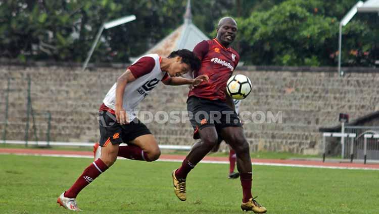 Persis Solo akan menghadapi Persib Bandung pada uji coba di Stadion Manahan, Sabtu (15/02/20). Laga itu jadi rangkaian HUT Pasoepati dan Kota Solo.