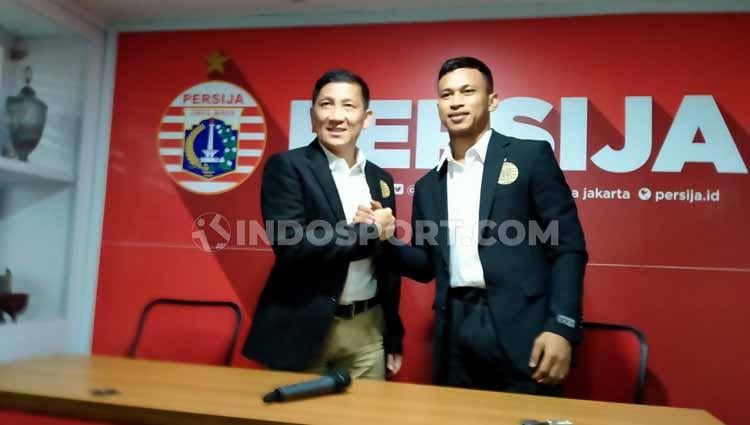 Osvaldo Haay akhirnya resmi ke Persija Jakarta. Copyright: Zainal Hasan/INDOSPORT