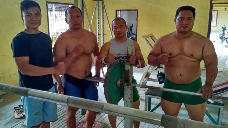 Tim Angkat Berat Sumut untuk PON 2020. - INDOSPORT
