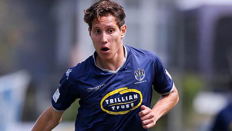 Diketahui kalau nilai transfer putra asli Papua Nugini David Browne setara dengan striker anyar Persib Bandung asal Belanda Geoffrey Castillion.
