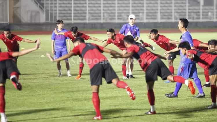 Pemusatan latihan Timnas Indonesia, Selasa (17/02/20). Copyright: Herry Ibrahim/INDOSPORT