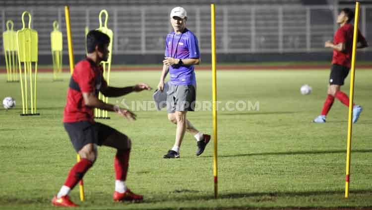 Deretan Top 5 News INDOSPORT dari media Malaysia heran ke Timnas Senior Indonesia hingga Sophia Latjuba yang ketagihan naik gunung.