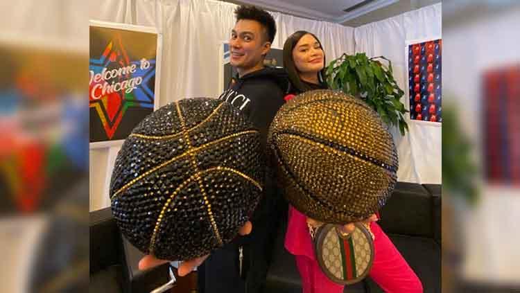 Baim Wong dan Mis Universe 2015 nonton NBA bareng Copyright: Christopher Antoni/Praxis