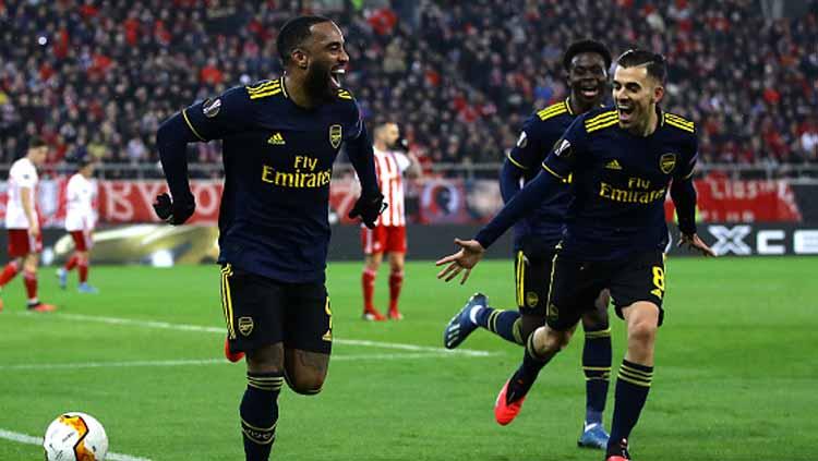 Lyon mengakui jika mereka berambisi untuk melakukan reuni dengan Alexandre Lacazette dan Corentin Tolisso pada musim depan kala keduanya menjadi free agent.