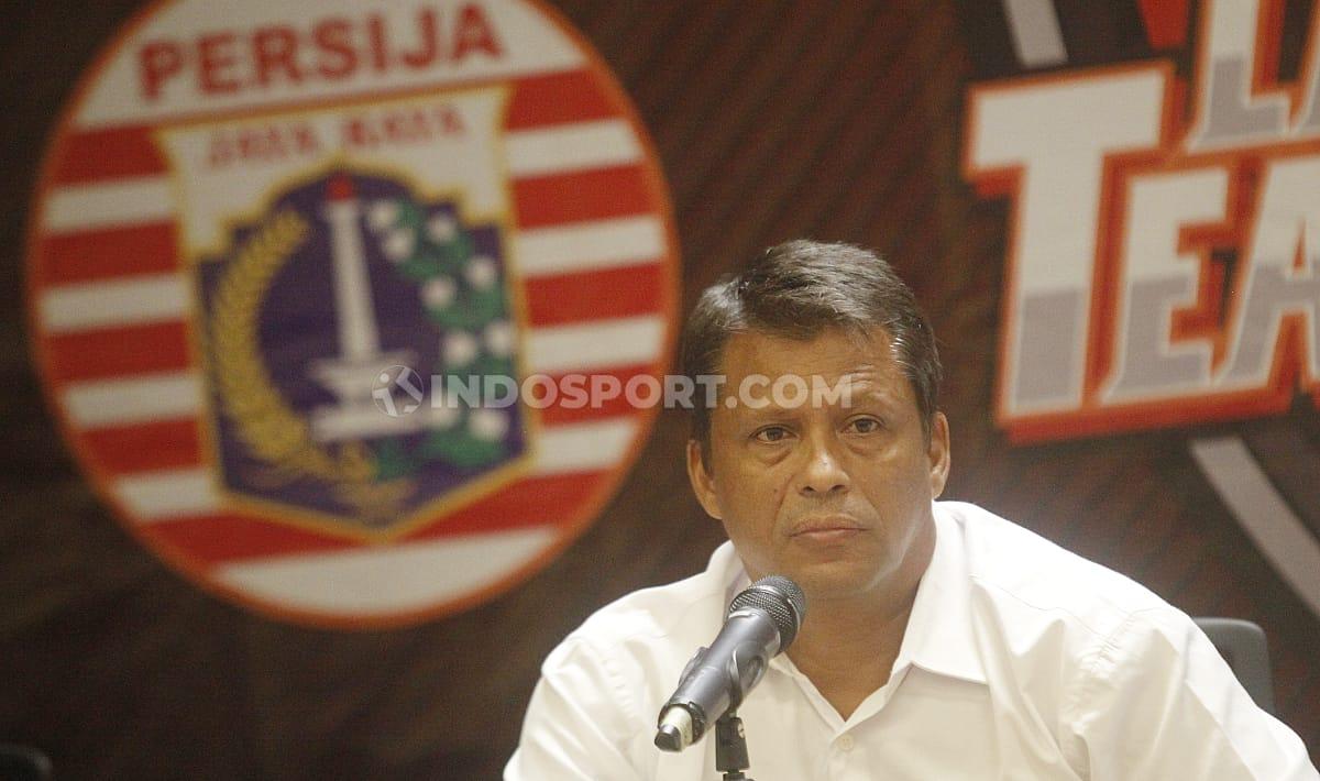 Pelatih berkebangsaan Brasil, Sergio Farias, membantah isu yang menyebut dia pernah menjalin komunikasi dengan Arema FC.