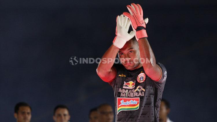 Jersey warna hitam akan digunakan oleh Andritany Ardhiyasa saat menjaga gawang Persija Jakarta di ajang Liga 1 2020
