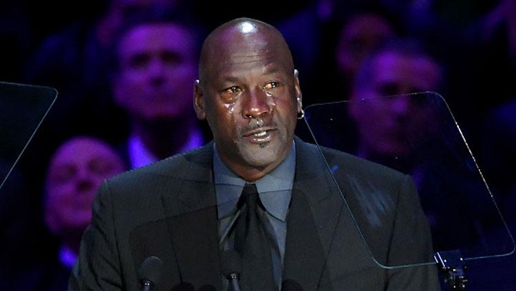 Legenda basket NBA, Michael Jordan, dikabarkan melepas saham mayoritasnya di Charlotte Hornets pasca musim 2022-2023 berakhir.