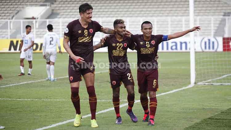Tiga pencetak gol PSM Makassar ke gawang Shan United, Giancarlo, Yakob Sayuri, dan Ferdinand Sinaga. - INDOSPORT