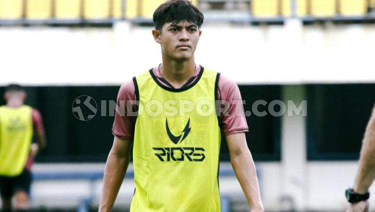 Pemain muda PSIS Semarang, Alfeandra Dewangga Santosa mendapat panggilan ke Timnas Indonesia U-23. - INDOSPORT