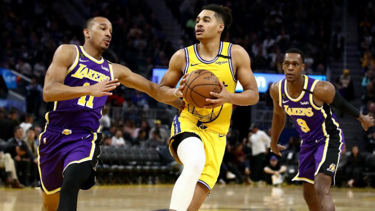 Laga NBA antara LA Lakers vs Golden State Warriors. Copyright: Ezra Shaw/Getty Images