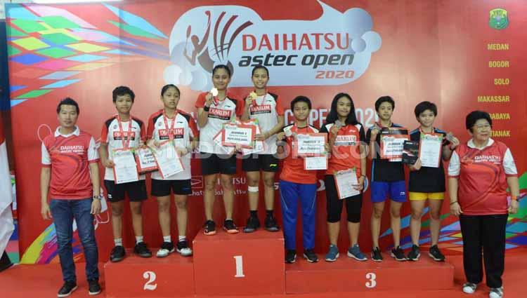 Para pemenang turnamen bulutangkis Daihatsu Astec Open (DAO) 2020 Medan.
