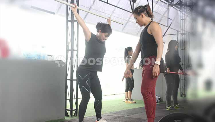 Ilustrasi olahraga Crossfit.