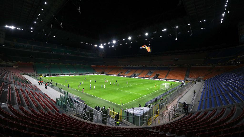 Stadion San Siro dalam keadaan tanpa penonton