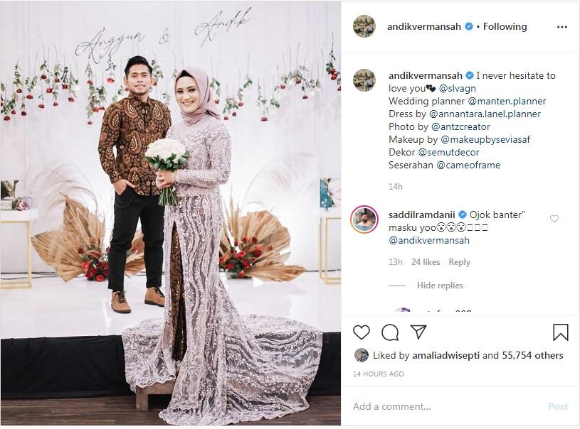 Komentar Saddil Ramdani untuk Andik Vermansah yang bakal segera menikah. Copyright: Instagram Andik Vermansah