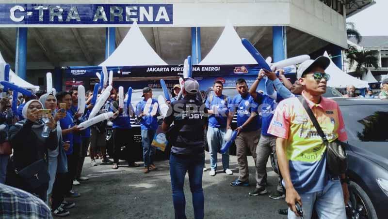 Bertindak sebagai tuan rumah pada seri dua putaran kedua turnamen voli Proliga 2020 mulai dari 6 – 9 Maret 2020 di GOR C-Tra Arena, Bandung, Jawa Barat, Bandung BJB Tandamata pun mendapat dukungan penuh dari para pendukungnya.
