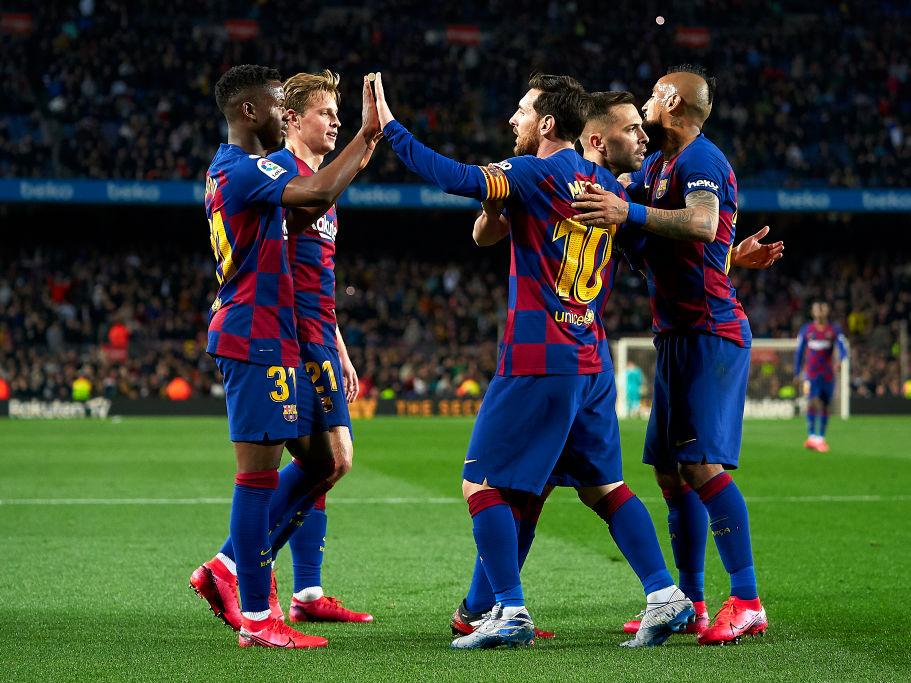 Barcelona merayakan kemenangan mereka atas Real Sociedad di LaLiga Spanyol Copyright: Pedro Salado/Quality Sport Images/Getty Images