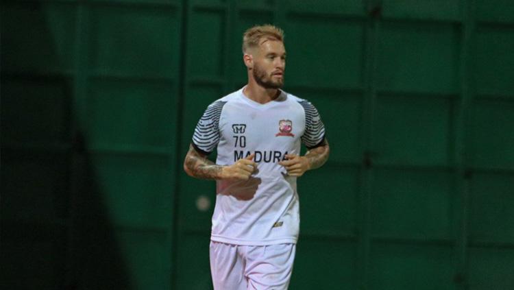 Gelandang asal Australia milik Madura United Jacob Pepper.