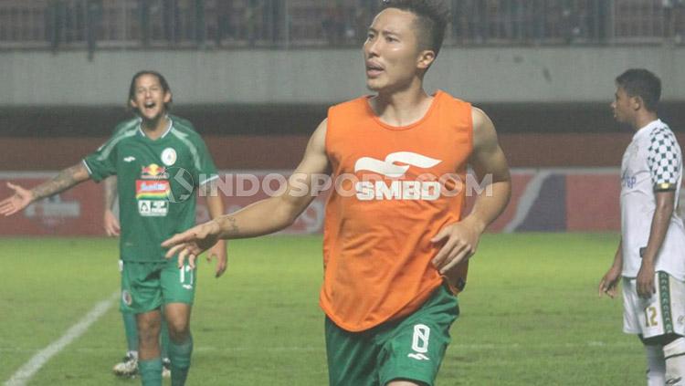 Bek PSS Sleman, Arthur Irawan, saat laga melawan Tira Persikabo